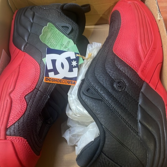 Brand new DC Williams OG red/black - Picture 5 of 5